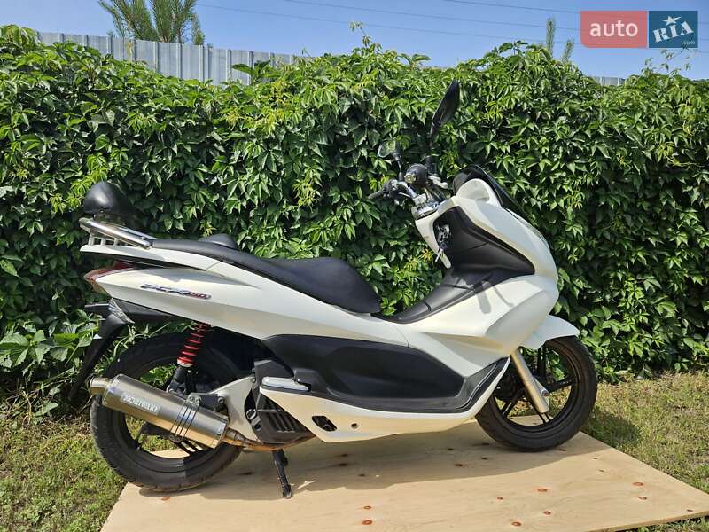 Макси-скутер Honda PCX 150 2014 в Южноукраинске