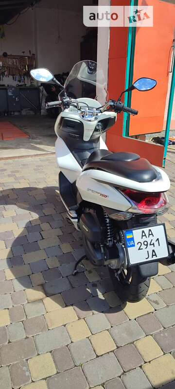 Вантажні моторолери, мотоцикли, скутери, мопеди Honda PCX 150 2014 в Хмельницькому