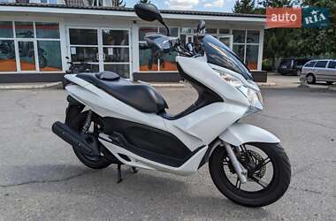 Макси-скутер Honda PCX 150 2014 в Кременчуге