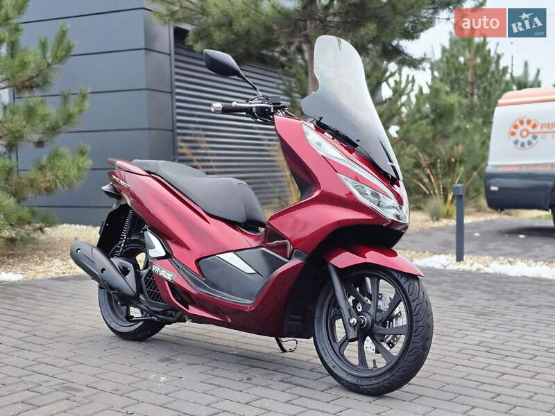 Макси-скутер Honda PCX 150 2019 в Черкассах