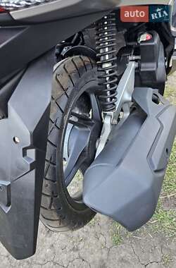 Максі-скутер Honda PCX 150 2014 в 