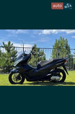 Макси-скутер Honda PCX 150 2015 в Житомире