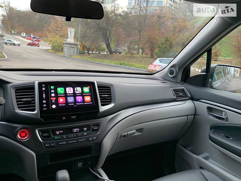 Внедорожник / Кроссовер Honda Pilot 2018 в Киеве