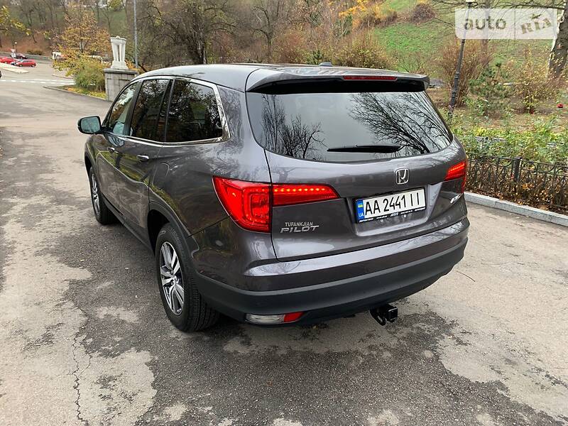 Внедорожник / Кроссовер Honda Pilot 2018 в Киеве