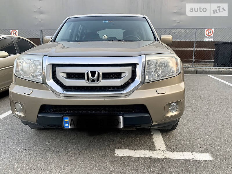 Позашляховик / Кросовер Honda Pilot 2008 в 