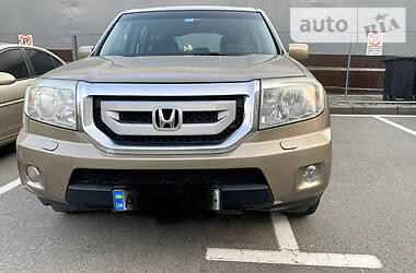 Позашляховик / Кросовер Honda Pilot 2008 в 