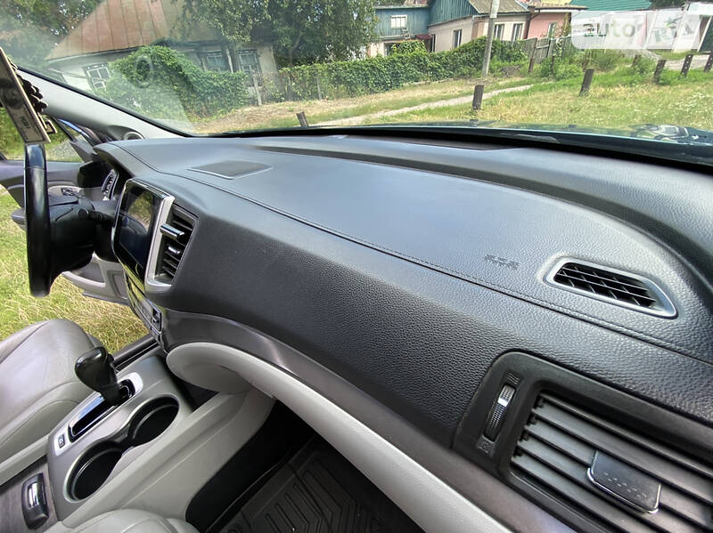 Позашляховик / Кросовер Honda Pilot 2015 в Фастові