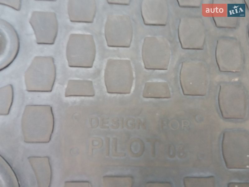 Позашляховик / Кросовер Honda Pilot 2008 в Запоріжжі