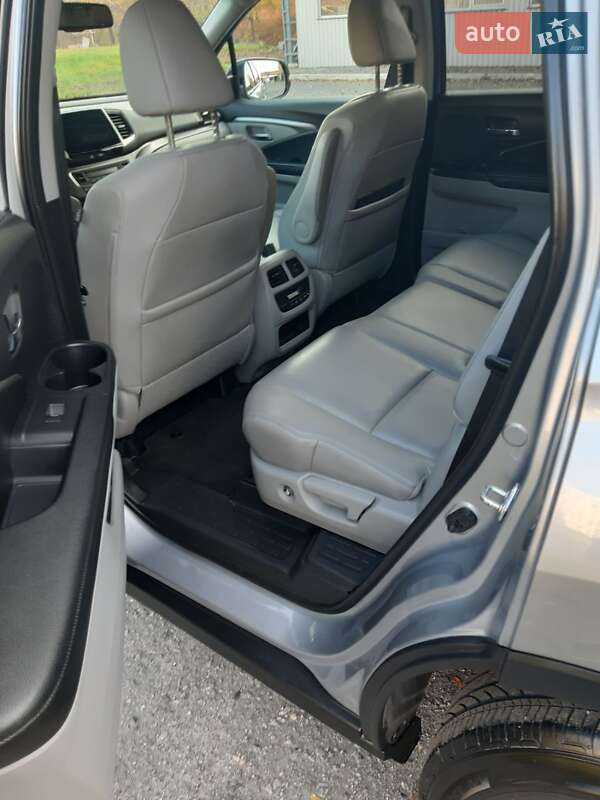 Внедорожник / Кроссовер Honda Pilot 2017 в Харькове