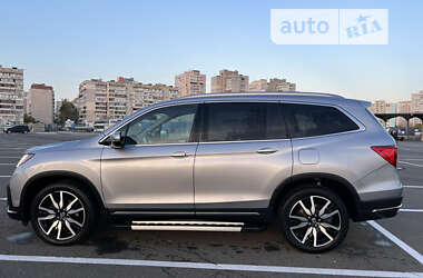 Внедорожник / Кроссовер Honda Pilot 2019 в 
