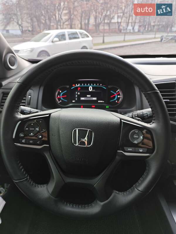Внедорожник / Кроссовер Honda Pilot 2022 в Киеве