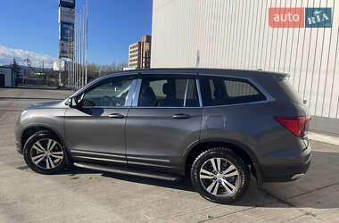 Внедорожник / Кроссовер Honda Pilot 2016 в 