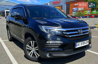 Позашляховик / Кросовер Honda Pilot 2018 в 
