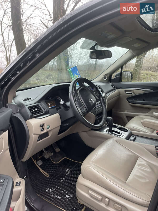 Позашляховик / Кросовер Honda Pilot 2016 в Фастові