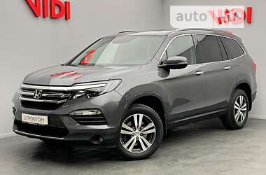 Внедорожник / Кроссовер Honda Pilot 2017 в Киеве