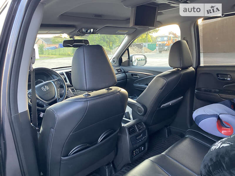 Внедорожник / Кроссовер Honda Pilot 2017 в Одессе