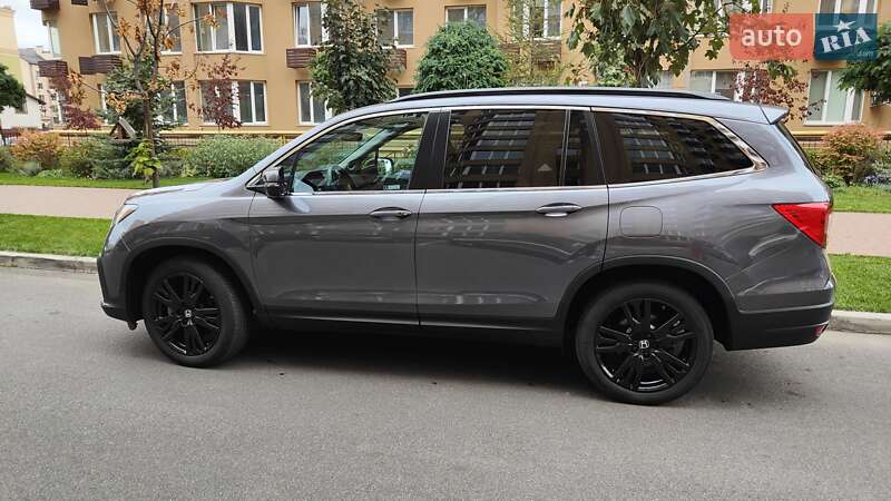 Внедорожник / Кроссовер Honda Pilot 2021 в Киеве