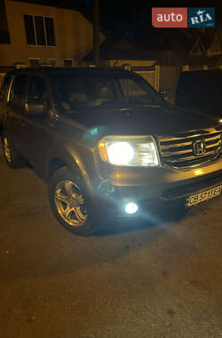 Позашляховик / Кросовер Honda Pilot 2014 в Чернігові