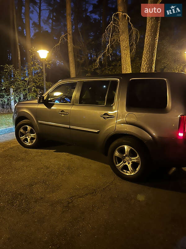 Внедорожник / Кроссовер Honda Pilot 2014 в Чернигове