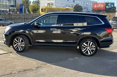 Позашляховик / Кросовер Honda Pilot 2017 в Києві