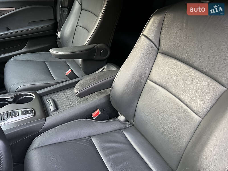Внедорожник / Кроссовер Honda Pilot 2021 в Виннице фото 22 Внедорожник / Кроссовер Honda Pilot 2021 в Виннице