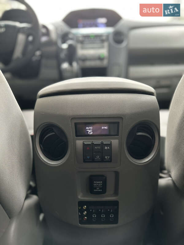 Внедорожник / Кроссовер Honda Pilot 2015 в Киеве фото 25 Внедорожник / Кроссовер Honda Pilot 2015 в Киеве