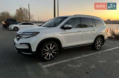 Внедорожник / Кроссовер Honda Pilot 2020 в Киеве