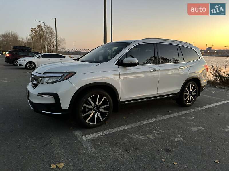 Внедорожник / Кроссовер Honda Pilot 2020 в Киеве