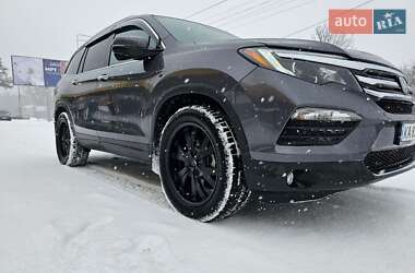 Внедорожник / Кроссовер Honda Pilot 2018 в 