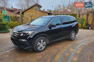 Позашляховик / Кросовер Honda Pilot 2017 в Глевасі