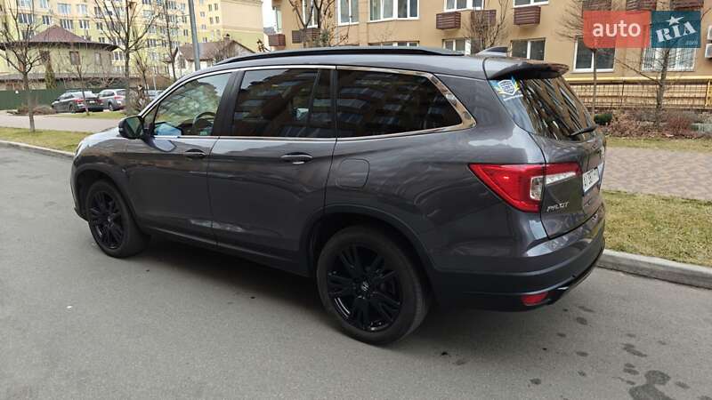 Внедорожник / Кроссовер Honda Pilot 2021 в Киеве