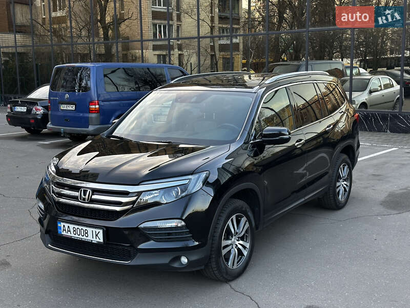 Внедорожник / Кроссовер Honda Pilot 2017 в Киеве