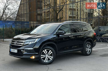 Внедорожник / Кроссовер Honda Pilot 2017 в Киеве