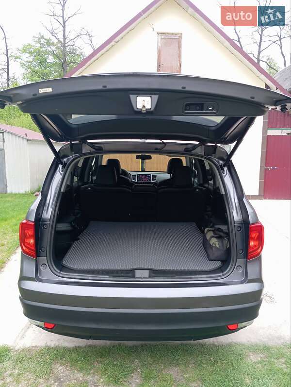 Внедорожник / Кроссовер Honda Pilot 2016 в Ровно