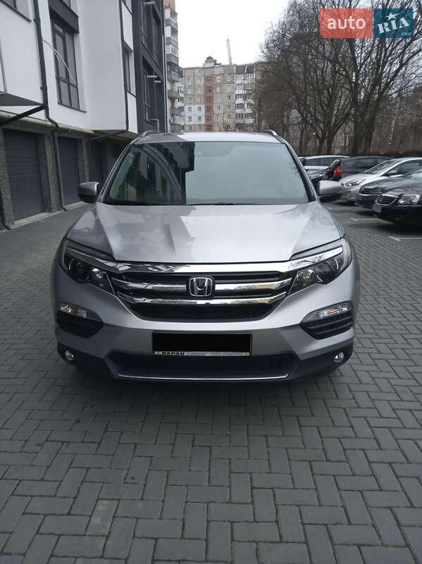 Внедорожник / Кроссовер Honda Pilot 2017 в Ивано-Франковске фото 2 Внедорожник / Кроссовер Honda Pilot 2017 в Ивано-Франковске
