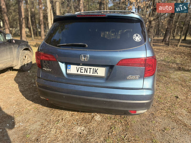 Внедорожник / Кроссовер Honda Pilot 2017 в Киеве