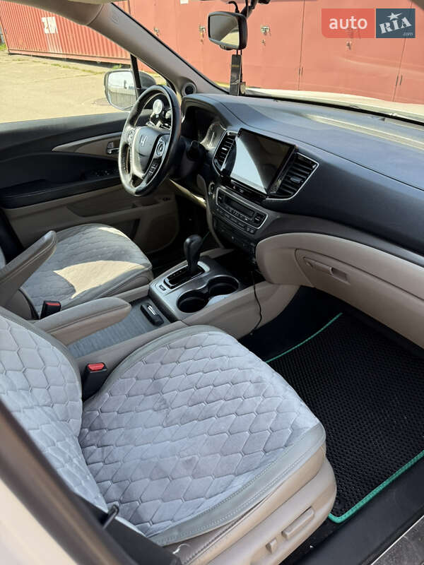Внедорожник / Кроссовер Honda Pilot 2016 в Ирпене фото 8 Внедорожник / Кроссовер Honda Pilot 2016 в Ирпене
