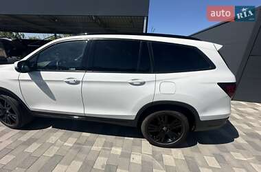 Внедорожник / Кроссовер Honda Pilot 2021 в 