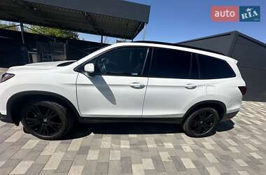 Внедорожник / Кроссовер Honda Pilot 2021 в 