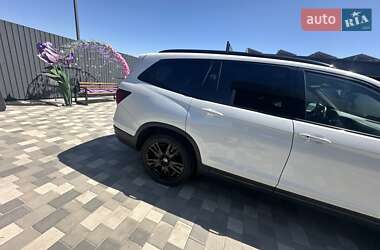 Внедорожник / Кроссовер Honda Pilot 2021 в 