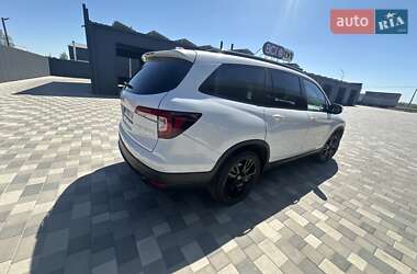 Внедорожник / Кроссовер Honda Pilot 2021 в 