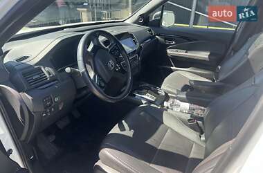 Внедорожник / Кроссовер Honda Pilot 2021 в 