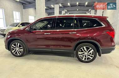 Позашляховик / Кросовер Honda Pilot 2018 в 
