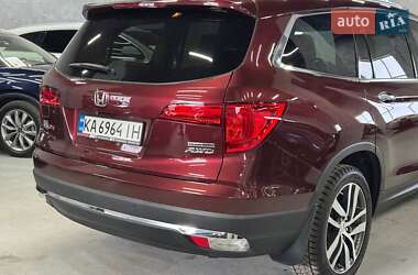 Позашляховик / Кросовер Honda Pilot 2018 в 