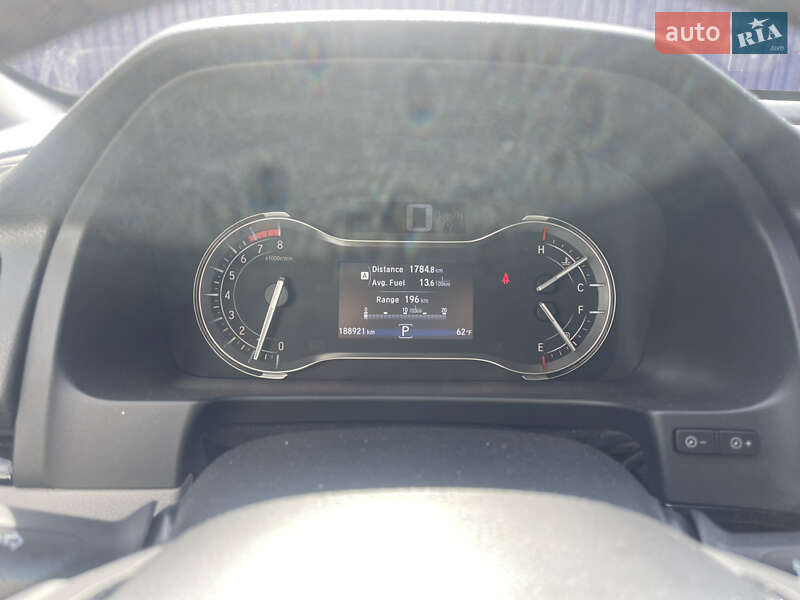 Внедорожник / Кроссовер Honda Pilot 2016 в Киеве