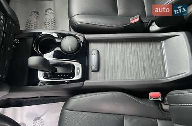 Позашляховик / Кросовер Honda Pilot 2018 в 