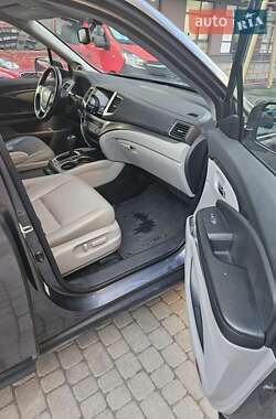 Внедорожник / Кроссовер Honda Pilot 2015 в 
