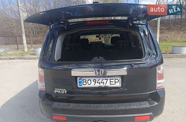 Позашляховик / Кросовер Honda Pilot 2009 в 