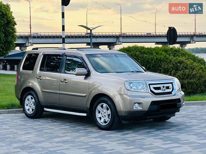 Внедорожник / Кроссовер Honda Pilot 2009 в 