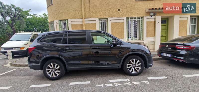 Внедорожник / Кроссовер Honda Pilot 2018 в Днепре